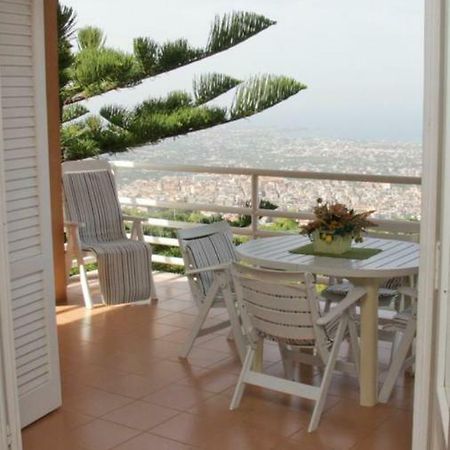 Lomarchi Holiday Home Carini Ngoại thất bức ảnh