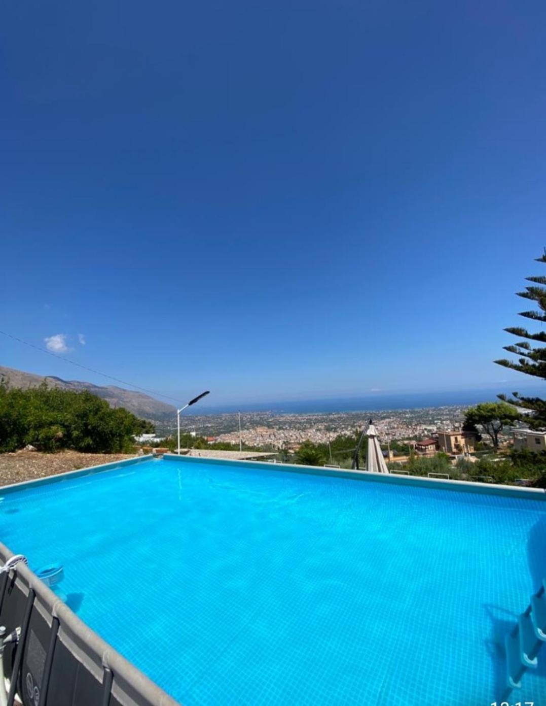 Lomarchi Holiday Home Carini Ngoại thất bức ảnh