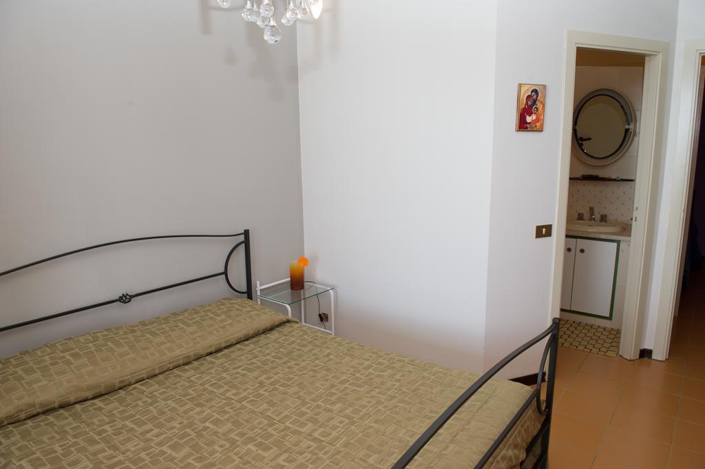 Lomarchi Holiday Home Carini Ngoại thất bức ảnh
